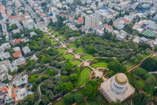 הגנים הבאהים שבחיפה